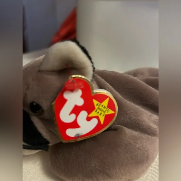 Canyon is one of the cutest kitty versions of the beanie baby series. - Picture 10 of 13